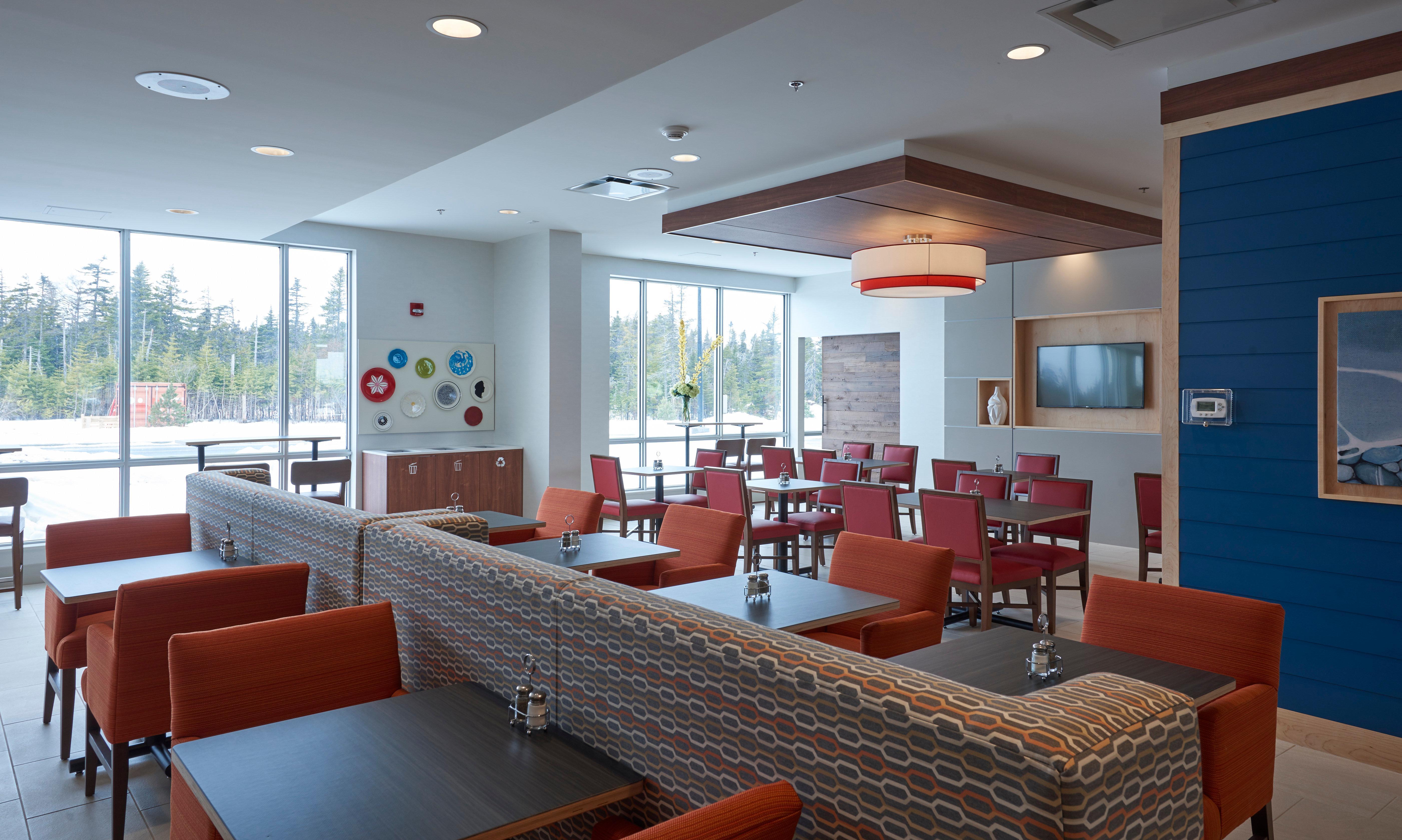 Holiday Inn Express & Suites St. John'S Airport By Ihg Exterior foto